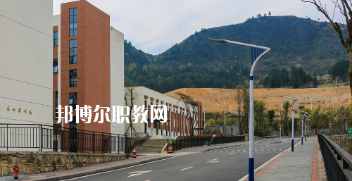 貴州建設(shè)職業(yè)技術(shù)學(xué)院中職部怎么樣、好不好