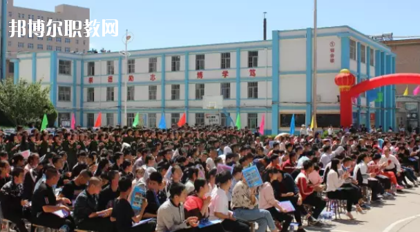 慶陽市機(jī)電工程學(xué)校2020年報(bào)名條件、招生要求、招生對(duì)象