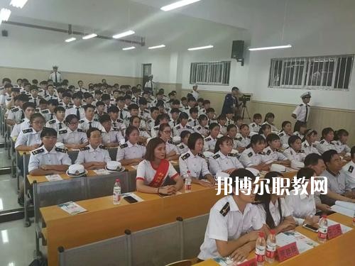 河南省經(jīng)濟(jì)技術(shù)中等職業(yè)學(xué)校2021年報(bào)名條件、招生要求、招生對(duì)象