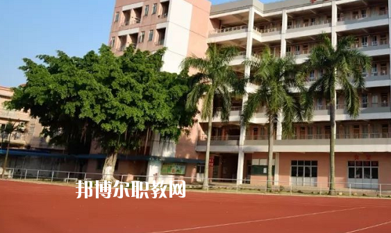 佛山順德區(qū)容桂職業(yè)技術(shù)學(xué)校2020年報(bào)名條件、招生要求、招生對(duì)象