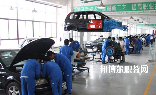 廣東2020年中專學汽修學校有前途嗎