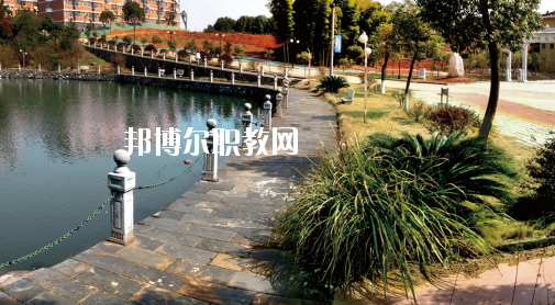江西2020年好一點的鐵路學(xué)校大專學(xué)校