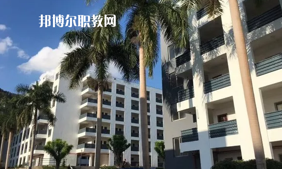 惠州財經(jīng)職業(yè)技術(shù)學(xué)校2020年報名條件、招生要求、招生對象