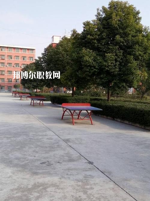 西平縣職業(yè)教育中心2021年招生辦聯系電話