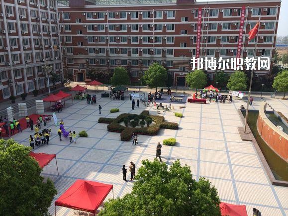 鄭州市財經(jīng)學校2021年報名條件、招生要求、招生對象