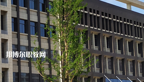 安徽天柱山旅游學(xué)校2021年報(bào)名條件、招生要求、招生對(duì)象