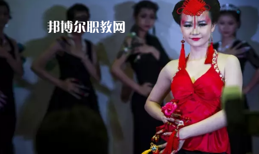 汕頭琪雅美容化妝職業(yè)技術學校2021年報名條件、招生要求、招生對象