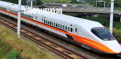 南寧2021年讀鐵路學?？梢钥即髮W嗎