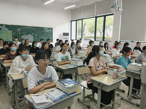 蘇州旅游與財經(jīng)高等職業(yè)技術(shù)學(xué)校2021年學(xué)費、收費多少