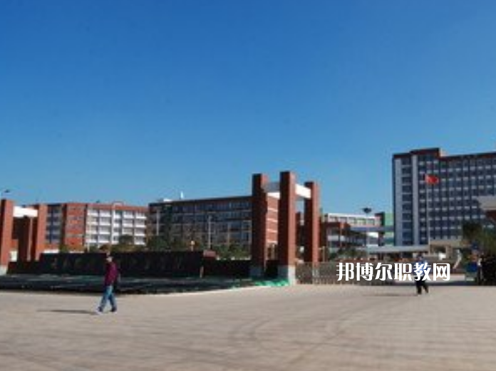 重慶松溉中等職業(yè)技術(shù)學(xué)校2021年報(bào)名條件、招生對(duì)象