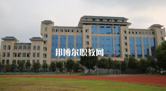 成都中醫(yī)藥大學附屬醫(yī)院針灸學校2021招生錄取分數線
