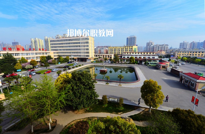 安徽淮北煤電技師學(xué)院2021年招生辦聯(lián)系電話(huà) 