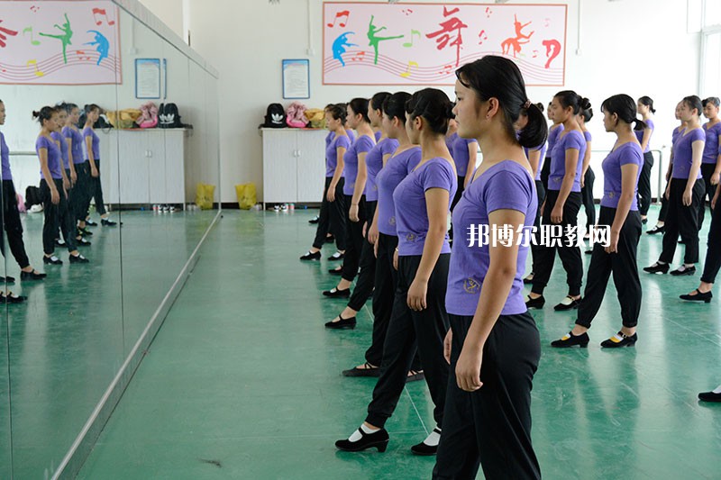 惠水中等職業(yè)學(xué)校2021年報(bào)名條件、招生要求