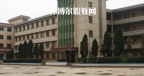 大方縣綜合職業(yè)技術學校2021年報名條件、招生要求、招生對象
