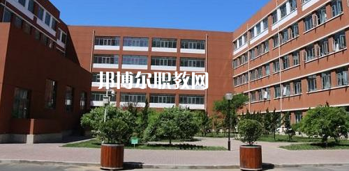 紫云民族職業(yè)技術中學2021年報名條件、招生要求、招生對象