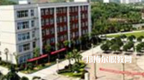 務(wù)川中等職業(yè)學(xué)校2021年報(bào)名條件、招生要求、招生對(duì)象