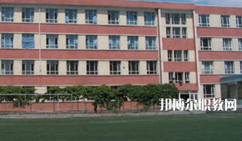 花溪區(qū)職業(yè)教育培訓(xùn)管理中心2021年報名條件、招生要求、招生對象