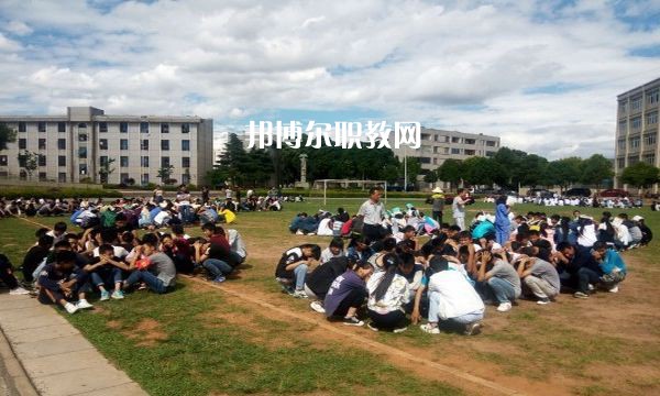 宜良縣職業(yè)高級中學(xué)2021年學(xué)費(fèi)、收費(fèi)多少