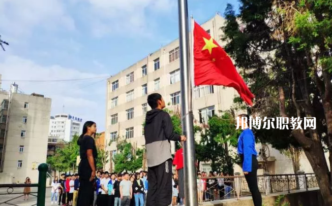 云南廣播電視學(xué)校2021年學(xué)費(fèi)、收費(fèi)多少