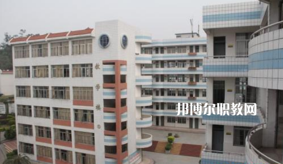 昆明第二職業(yè)中專(zhuān)學(xué)校2021年報(bào)名條件、招生對(duì)象