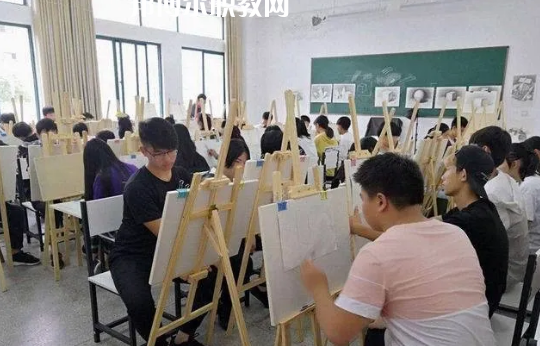 榆中縣職業(yè)教育中心2022年學(xué)費(fèi)、收費(fèi)多少