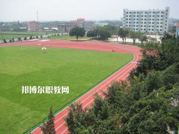 重慶萬州技師學(xué)院2022年報(bào)名條件、招生要求、招生對象 