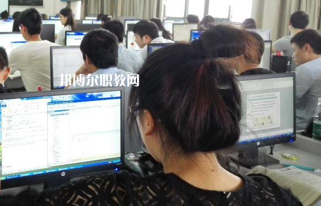 杭州2022年計算機學校一般有哪些專業(yè)