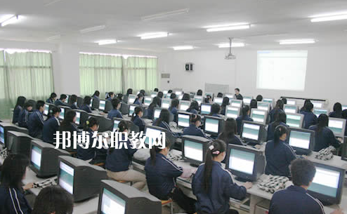 杭州2022年計(jì)算機(jī)學(xué)校什么專(zhuān)業(yè)好
