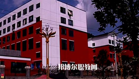 貴州鳳岡縣中等職業(yè)學(xué)校2022年報(bào)名條件、招生要求、招生對(duì)象