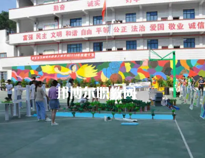 重慶萬州現(xiàn)代信息工程學(xué)校2022年報名條件、招生要求、招生對象