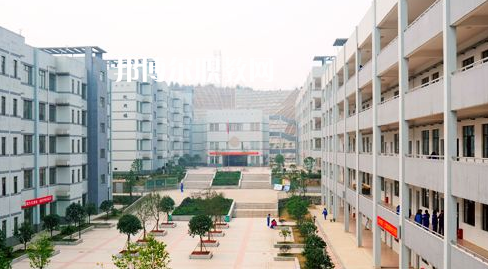 遵義南方白酒中等專業(yè)學(xué)校2022年報(bào)名條件、招生要求、招生對(duì)象