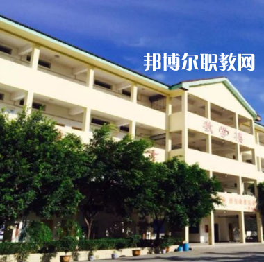 重慶西域技工學(xué)校2022年報名條件、招生要求、招生對象
