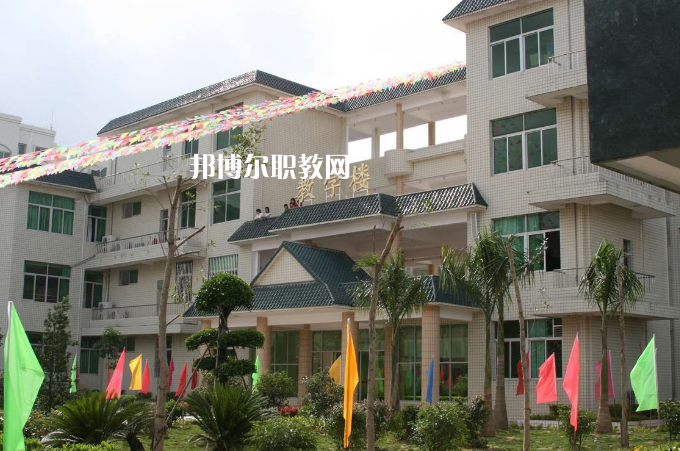 廣東省潮州衛(wèi)生學(xué)校2022年招生錄取分數(shù)線