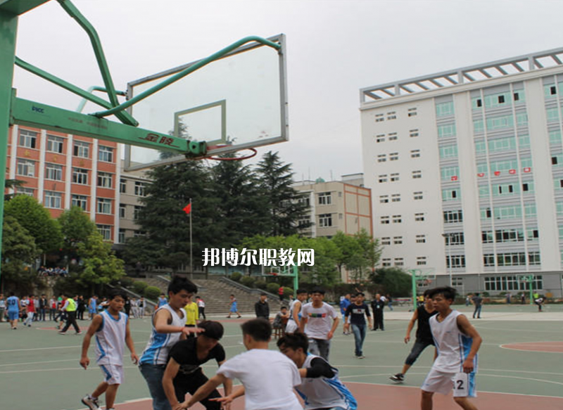 貴州金蓉?zé)o線電技工學(xué)校怎么樣、好不好