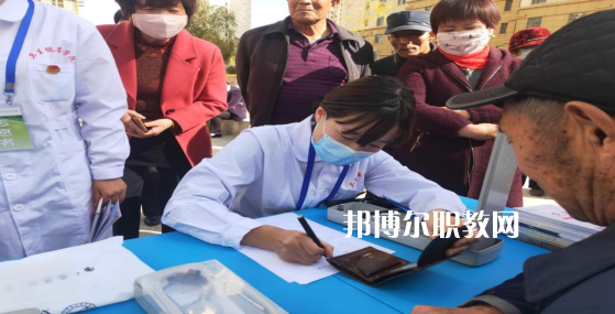 蘭州衛(wèi)生學(xué)校2022年報名條件、招生要求、招生對象