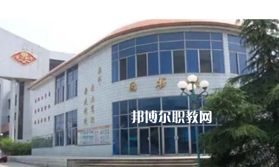 陽(yáng)旅游職業(yè)學(xué)校2022年報(bào)名條件、招生要求、招生對(duì)象