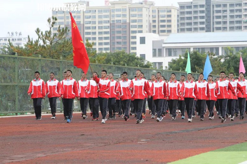 平?jīng)鰴C(jī)電工程學(xué)校2022年學(xué)費(fèi)、收費(fèi)多少