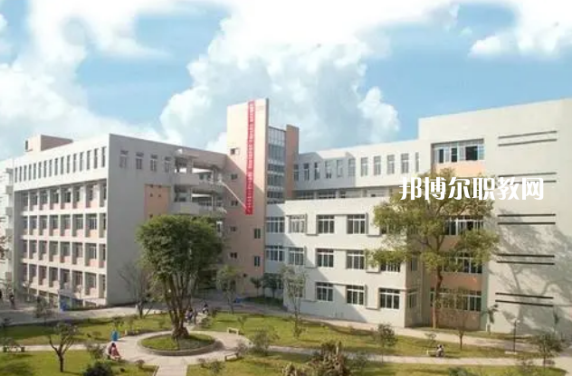 德陽中德工業(yè)技術(shù)學(xué)校2022年報名條件、招生要求、招生對象