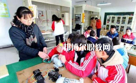 咸陽(yáng)渭城區(qū)高級(jí)職業(yè)中學(xué)2022年報(bào)名條件、招生要求、招生對(duì)象