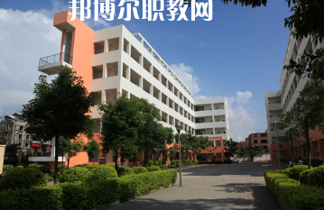 四川省德昌縣職業(yè)高級中學(xué)2022年報(bào)名條件、招生要求、招生對象