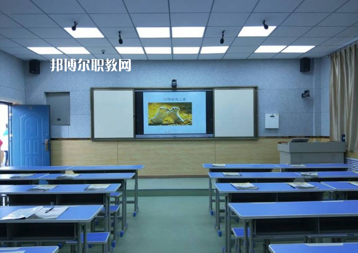 楊陵區(qū)職業(yè)教育中心2022年報(bào)名條件、招生要求、招生對(duì)象