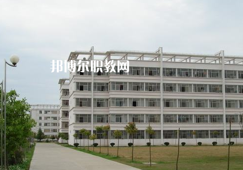 江蘇建湖中等專業(yè)學(xué)校2022年報名條件、招生要求、招生對象