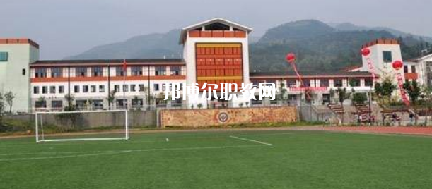 阿壩衛(wèi)生學(xué)校2022年報(bào)名條件、招生要求、招生對(duì)象