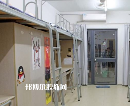 勐?？h職業(yè)高級(jí)中學(xué)2022年宿舍條件