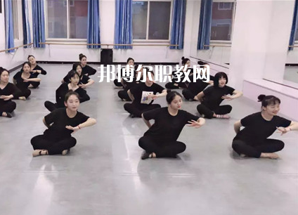 保定工程技術(shù)學(xué)校2022年學(xué)費、收費多少