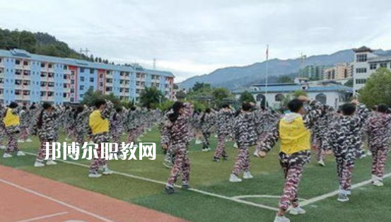 從江縣職業(yè)技術學校2022年報名條件、招生要求、招生對象