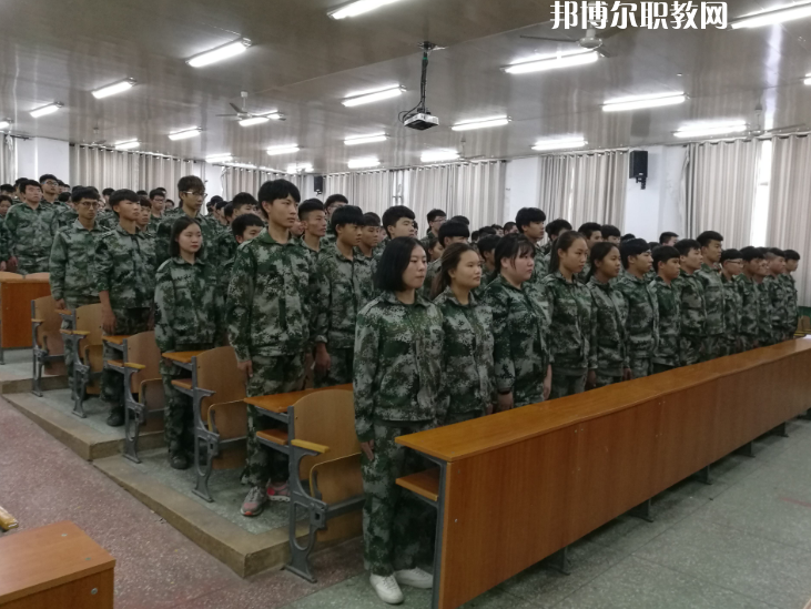河北軌道交通中等專業(yè)學(xué)校2022年報(bào)名條件、招生要求、招生對(duì)象