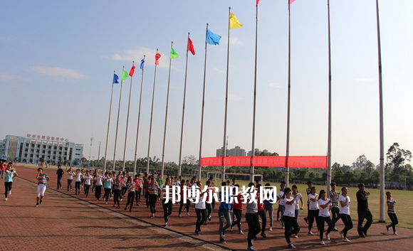 生學(xué)校2022年報名條件、招生要求、招生對象