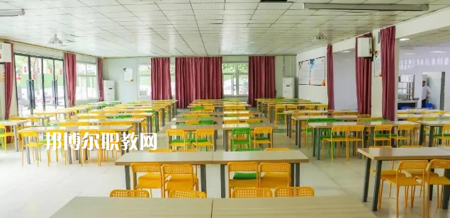 西安第四聯合職業(yè)中學2022年宿舍條件