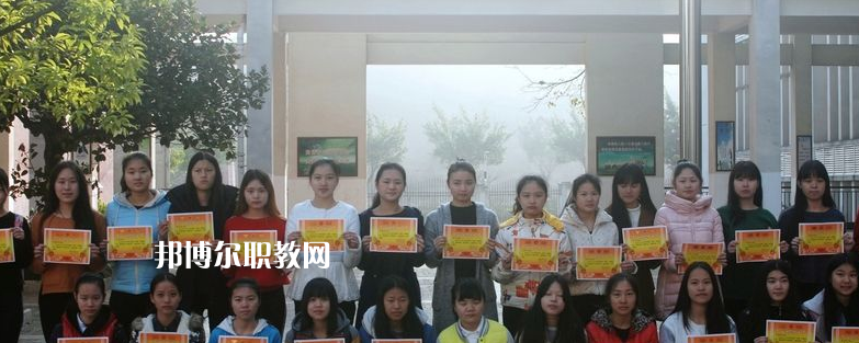 梅州藝術(shù)學(xué)校2022年報(bào)名條件、招生要求、招生對象